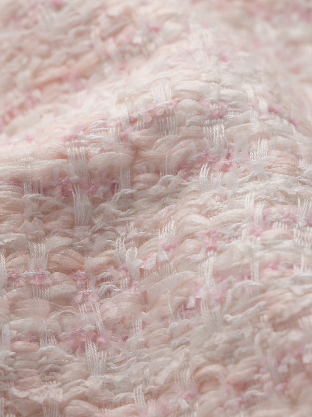 6dc6773d-33d2-403b-a913-813ebb6fc84a