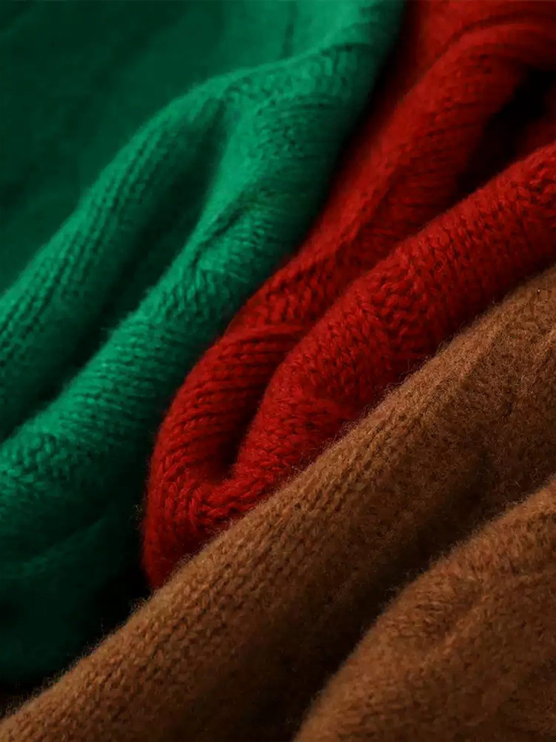 100% Pure Wool Chunky Cable-Knit Sweater for Women – Thick, Cozy Oversized Winter Knitwear