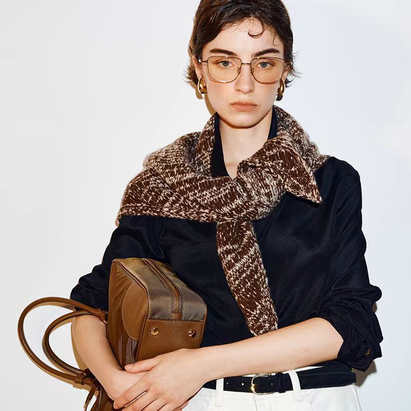 French Vintage Bouclé Triangle Shawl | Nordic-Style Warm Wool-Cashmere Winter Scarf