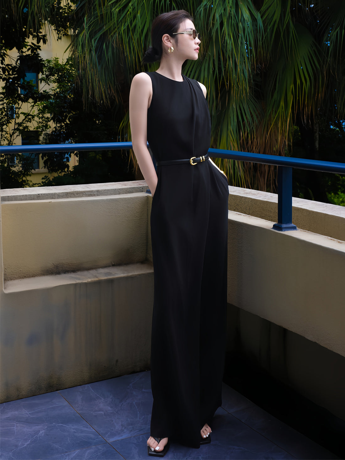 Women’s Black Sleeveless Jumpsuit – Elegant Wide-Leg One-Piece, Minimalist Commuter Style