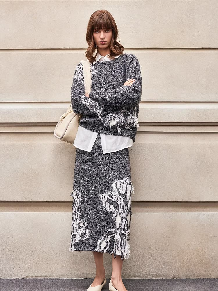 Autumn Winter New Simple Casual Floral Embroidered First-Cut Wool Women’s Knit Pencil Skirt