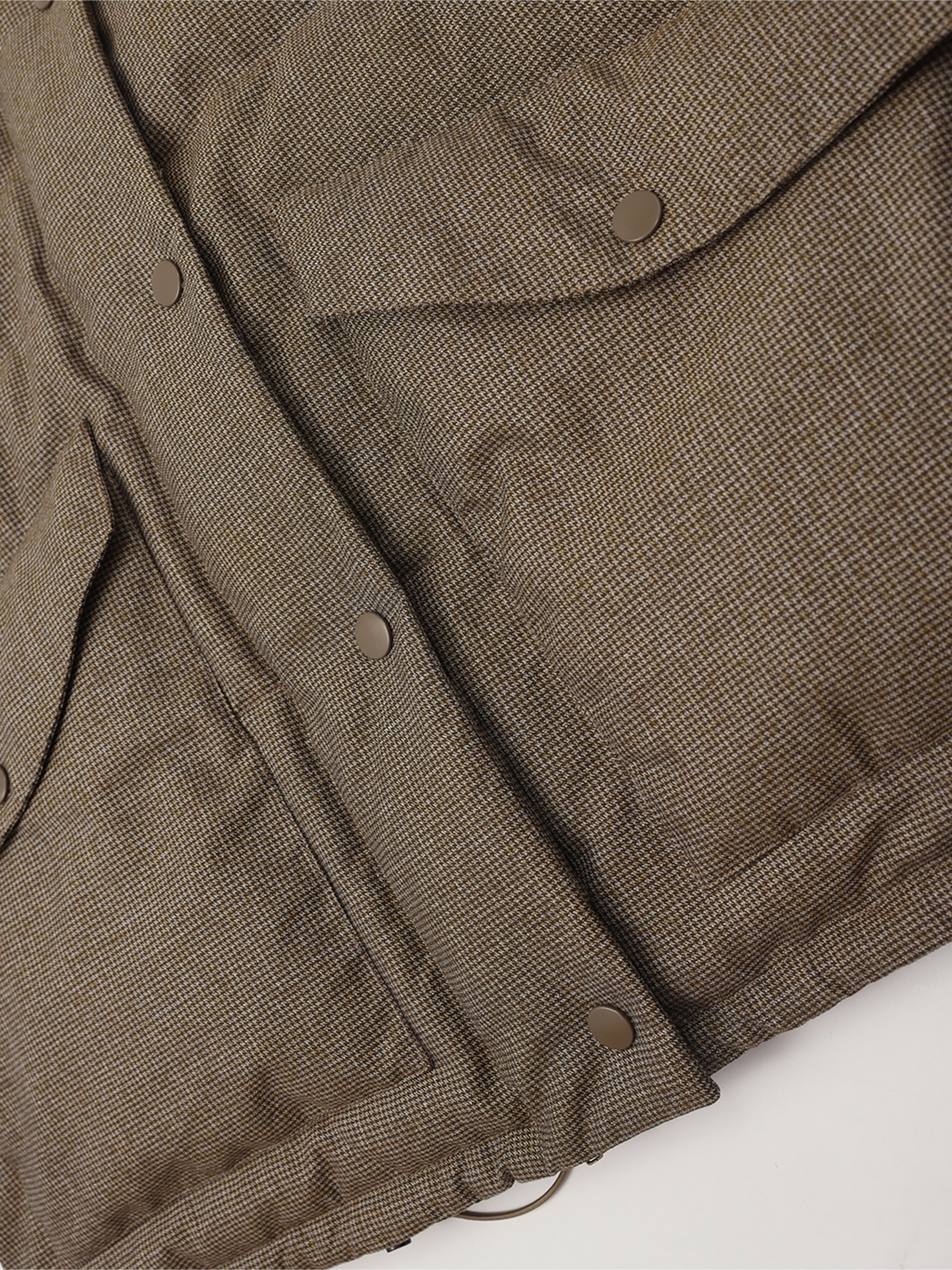 95% White Goose Down Lightweight Puffer Jacket for Women with Leather-Trim Collar and Relaxed MIU-Inspired Design