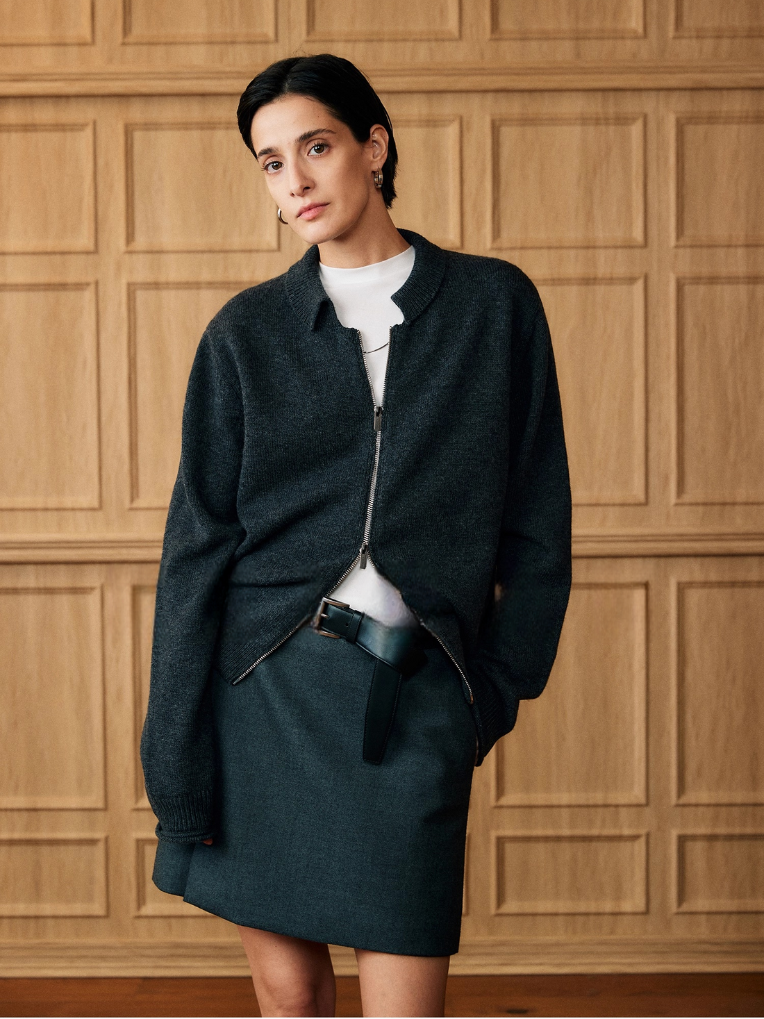 Women’s Heavyweight Australian Superfine Merino Double-Layer Knit Cardigan | Vintage Scallop Collar, Two-Way Zipper & Rolled Hem