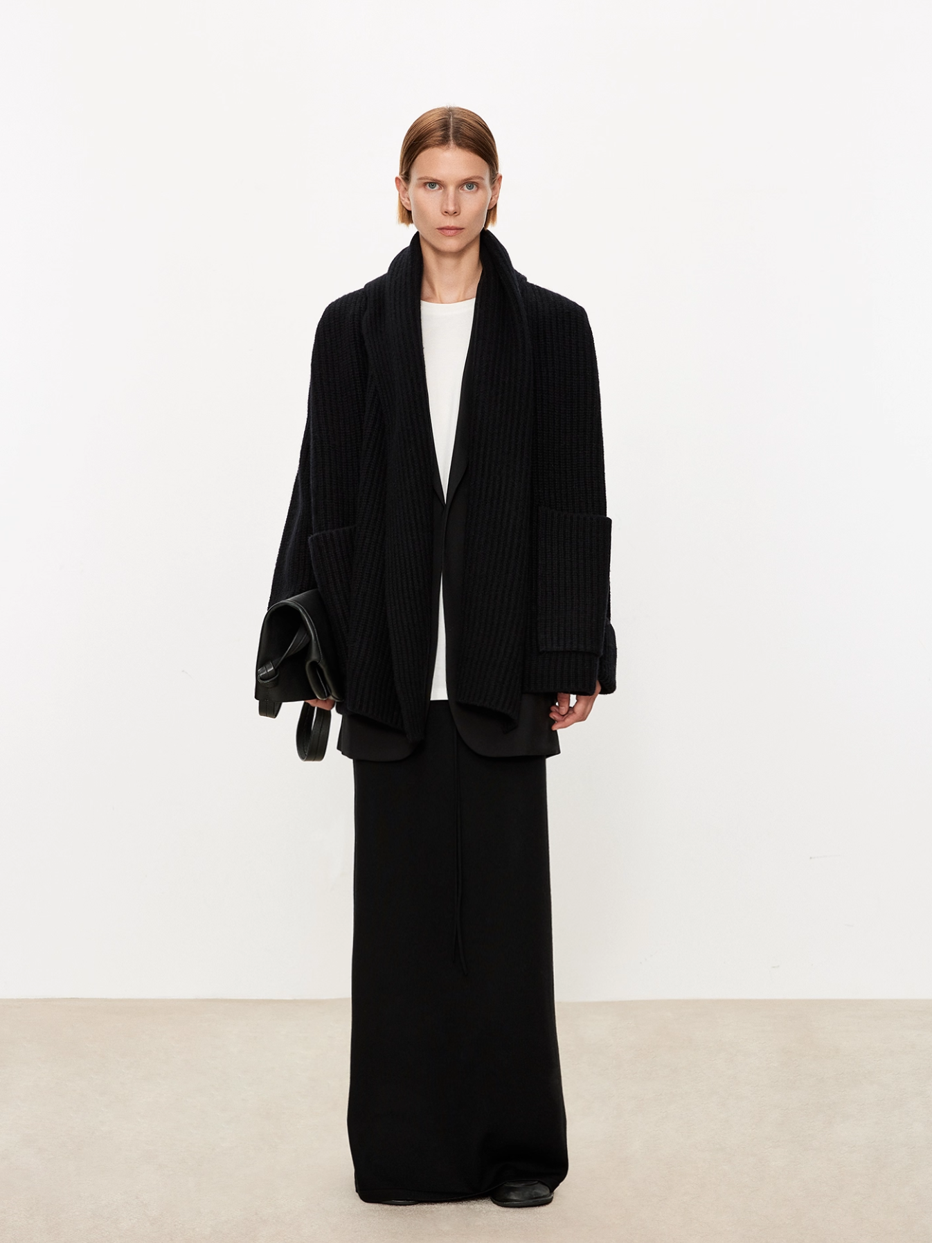 Soft Thick Cashmere Wool Cardigan for Women — Nordic Retro Chunky Knit with Scarf Collar