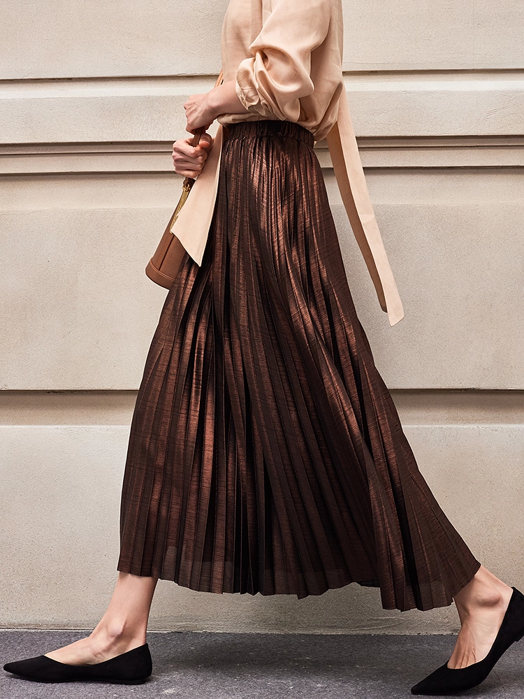 New Textured Metallic Satin Pleated Maxi Skirt for Women – Elegant Draped Long Skirt