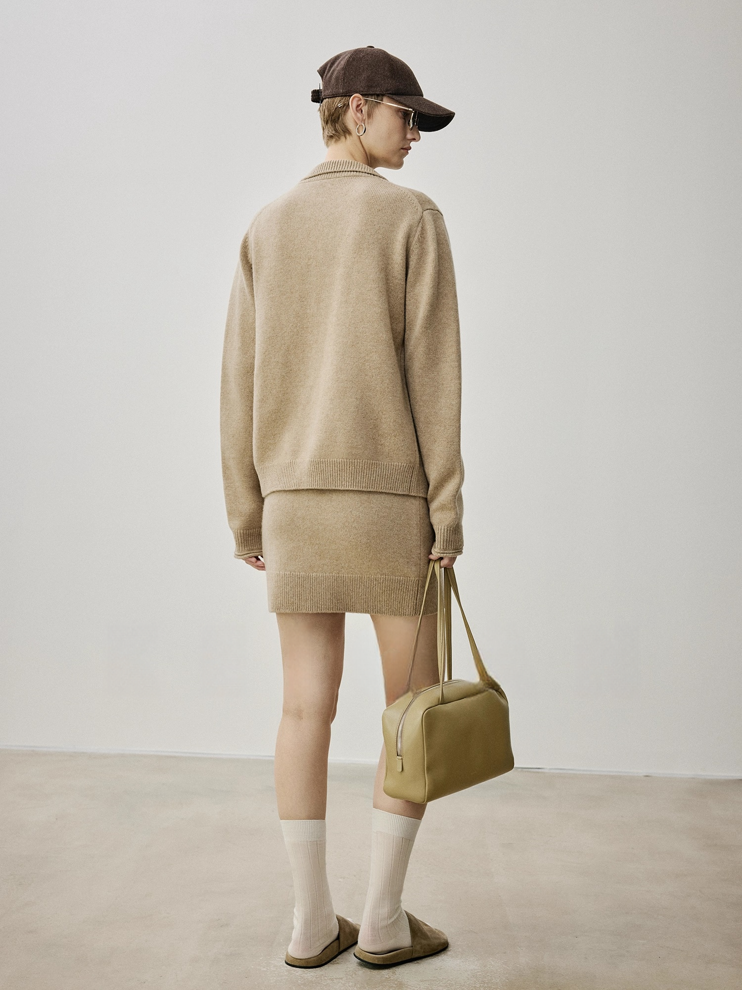 Women’s Heavyweight Australian Superfine Merino Double-Layer Knit Cardigan | Vintage Scallop Collar, Two-Way Zipper & Rolled Hem