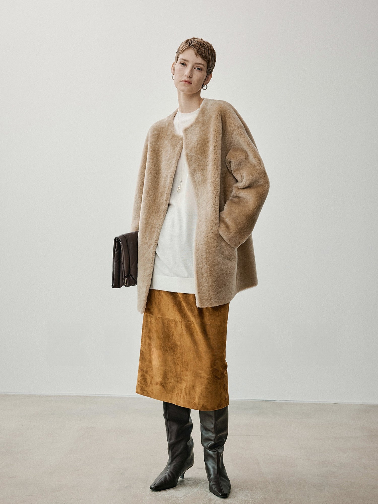 Nordic-Style Merino Shearling Coat – Oversized Relaxed Fit, Natural Shearling, Mid-Length Jacket
