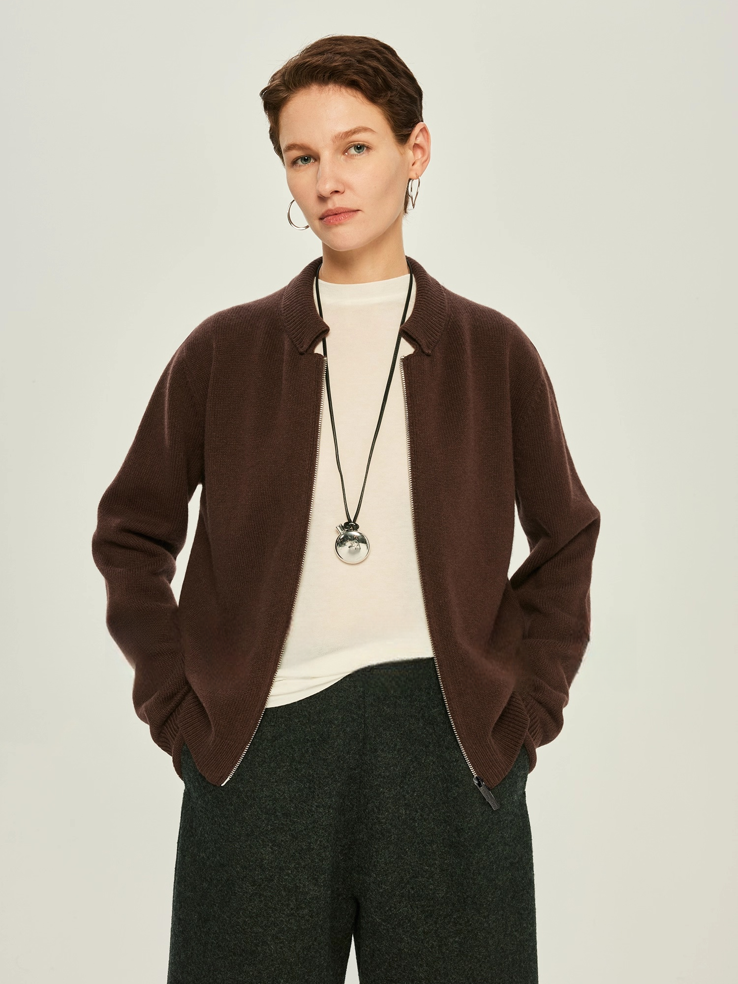 Women’s Heavyweight Australian Superfine Merino Double-Layer Knit Cardigan | Vintage Scallop Collar, Two-Way Zipper & Rolled Hem