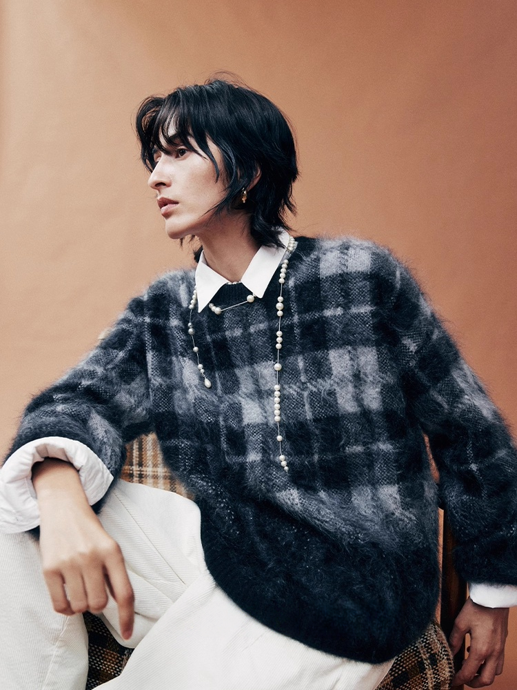 470g Thick Plaid Brushed Cashmere Sweater – Slimming, Wide-Fit Cozy Knit Top