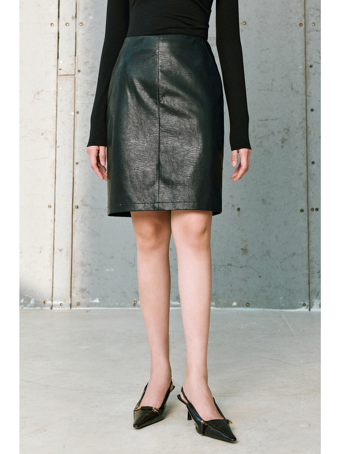 Easy-Care Matte Eco-Friendly Protein Leather Skirt – Marbled Light & Shadow H-Line, Short & Midi Lengths