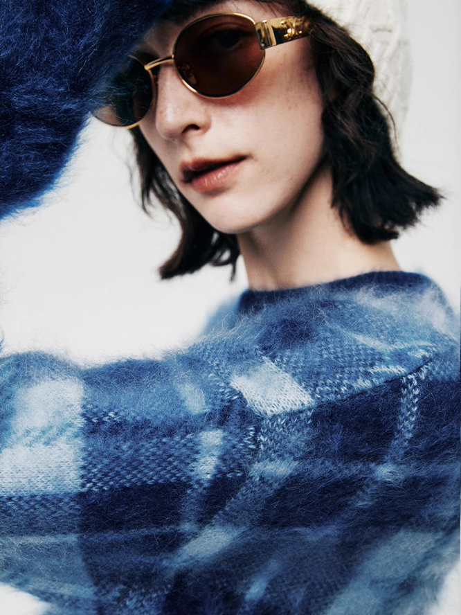 470g Thick Plaid Brushed Cashmere Sweater – Slimming, Wide-Fit Cozy Knit Top