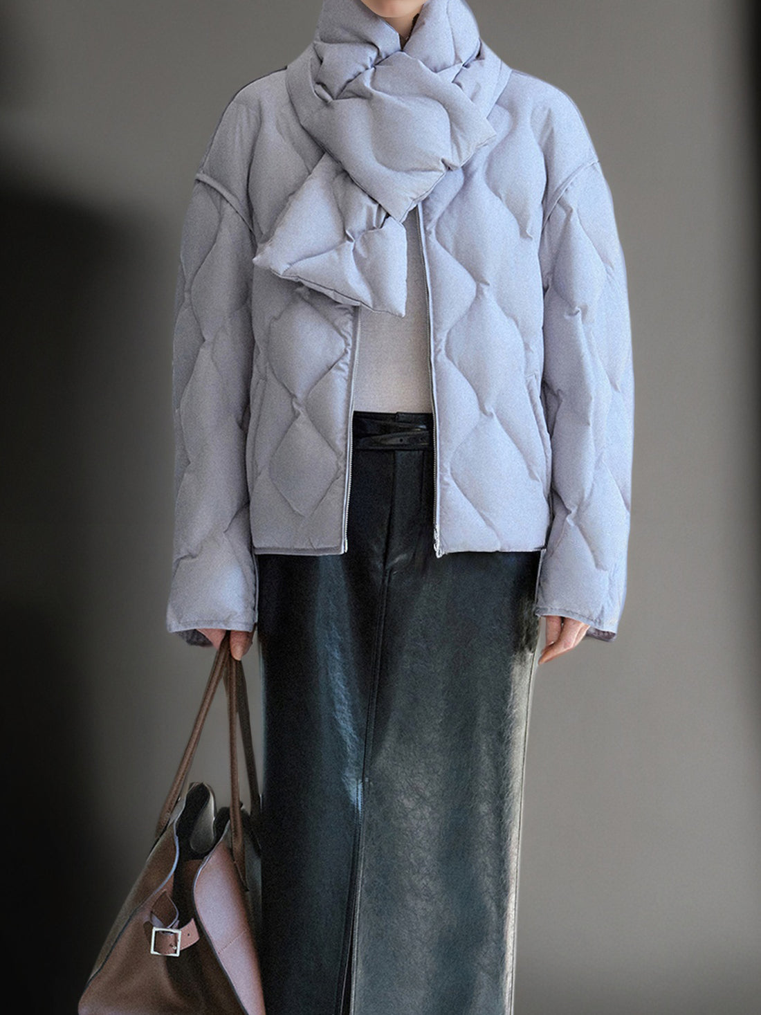 90% Polish White Duck Down Quilted Puffer Jacket for Women Winter with Scarf