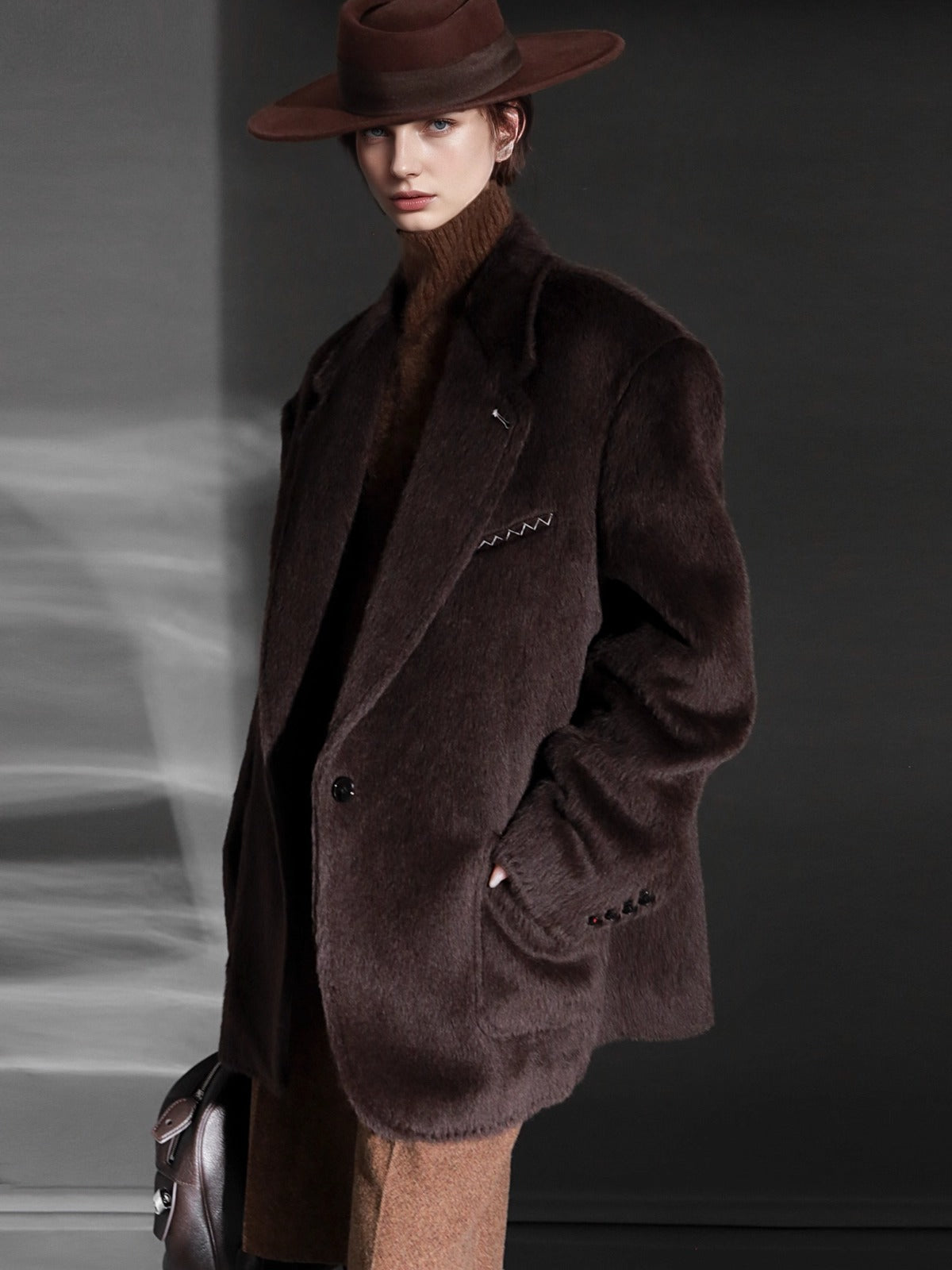 Luxury Suri Baby Alpaca Wool Coat for Women – Tailored Blazer Collar Winter Jacket, Elegant Wool & Fur-Blend Outerwear