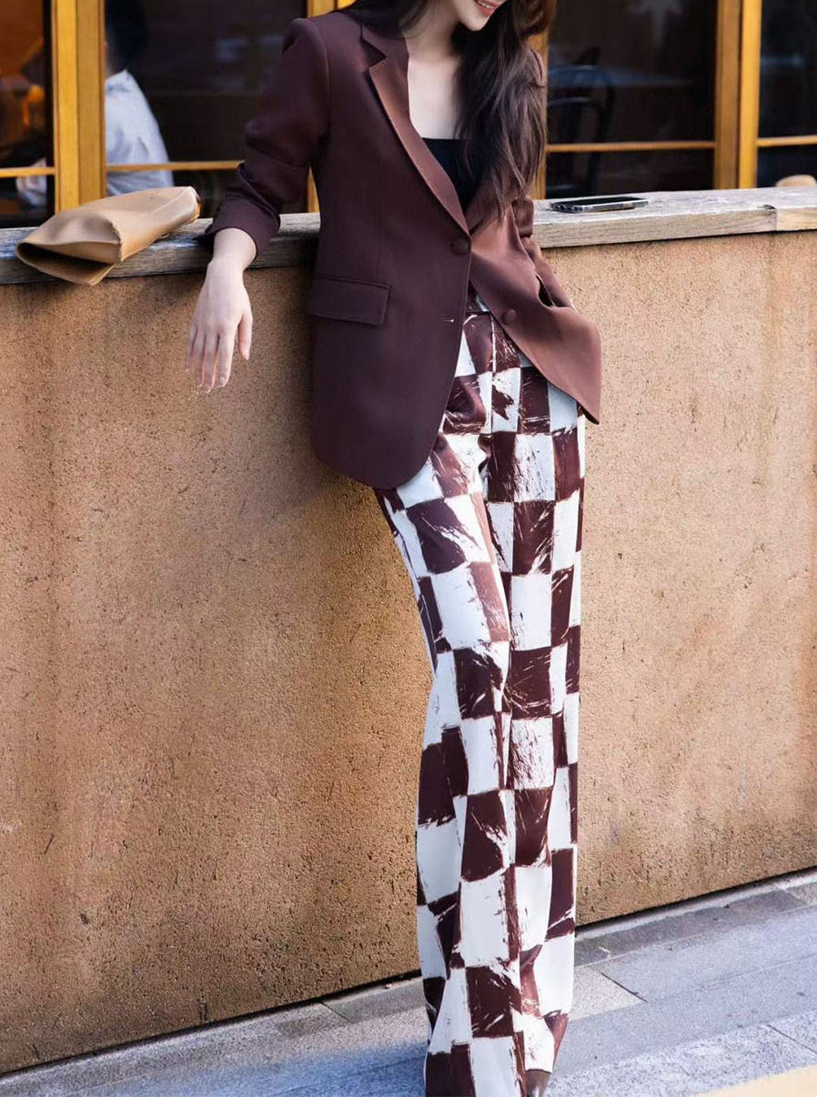 Autumn Two-Piece Set for Women – High-End Coffee Color Plaid Blazer & Trousers, Stylish Tailored Suit