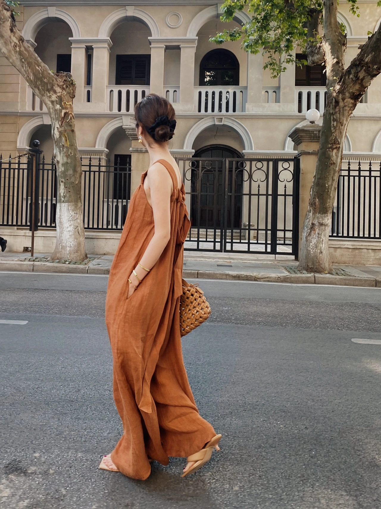 Women’s Summer Linen Wide-Leg Jumpsuit – 2025 Lightweight High-End One-Piece Outfit